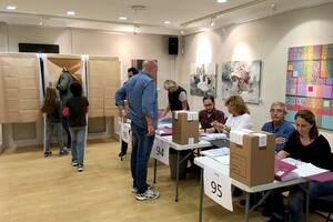 El Gobierno habilitará el voto por correo para residentes en el exterior