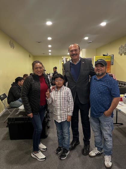 El Consulado de México en NYC informó que ofrece cursos de inglés para migrantes en diversas sedes (Instagram/@consulmex_nuevayork)