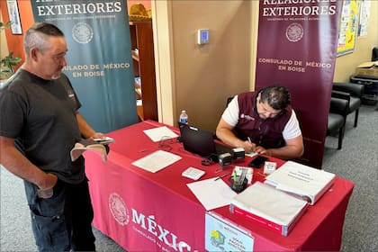 El Consulado mexicano brinda atención a los connacionales con distintos trámites, pero es necesario llevar los documentos solicitados