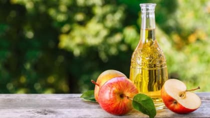 El consumo de vinagre de sidra de manzana puede interactuar con ciertos medicamentos