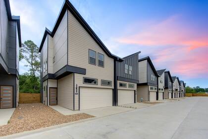 El contrato de arrendamiento mínimo es de 13 meses