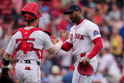 El contrato por un año y US$10,75 millones de Chapman con Boston ya rinde frutos: 15 rescates en 16 oportunidades y efectividad de 1,29