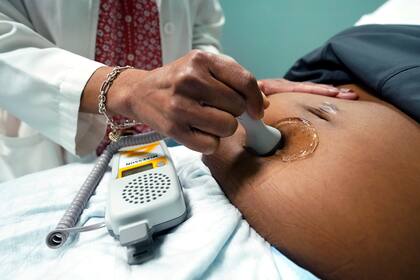 El control médico de las embarazadas, un eje fundamental de la "ley de los 1000 días"