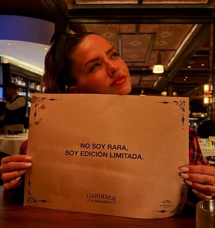 El controversial mensaje con el que apareció la China en el carrusel de Mauro Icardi