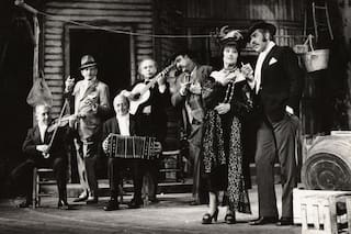 El gran sainete del “argentinizador” de la cultura, amigo de Discépolo y Gardel, que llevó a Buenos Aires en el corazón