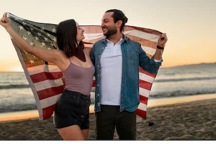 El cónyuge debe haber sido ciudadano estadounidense durante todo ese período