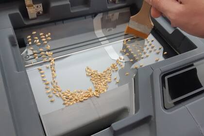 El corazón del equipo es un escáner fotográfico