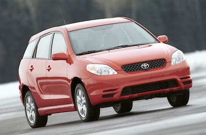 El Corolla Matrix 2003-2004 es parte de los modelos que Toyota retira en EE.UU.