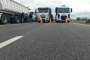 Los transportistas que bloquean las rutas apuntan a un “camionazo” a la ciudad de Buenos Aires