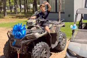 El costoso y polémico regalo de Wanda Nara a su hijo Benedicto de 13 años