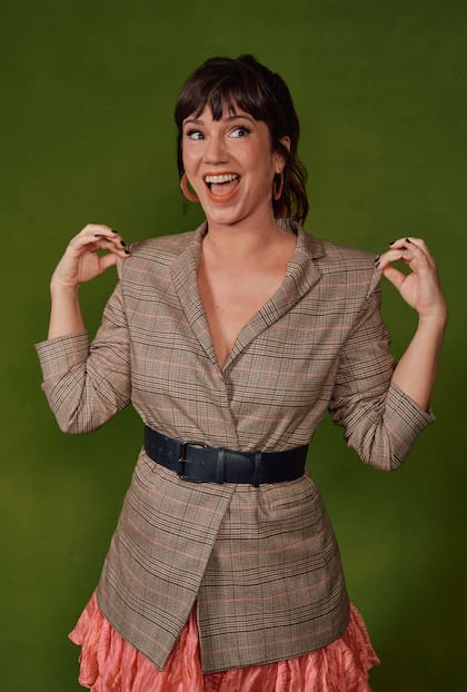 "El crisol de matices que tiene Vicky depende de con qué personaje está y eso para mí fue lo más divertido, porque cada día era otro mundo que tenía que actuar. Porque ella es muy diferente con cada vínculo", dice sobre su personaje en Envidiosa