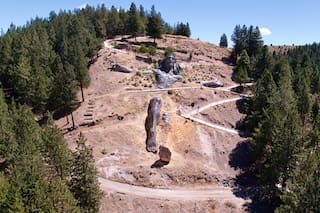 El imponente Cristo que emerge de la tierra y su curiosa vinculación con el Papa Francisco