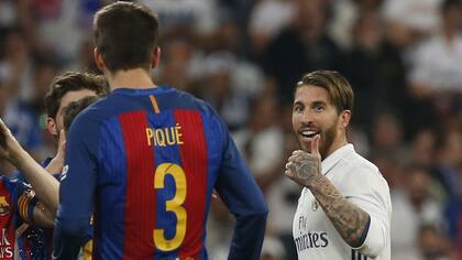 El cruce entre Piqué y Ramos