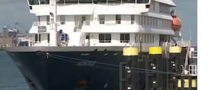 El crucero afectado por un brote de hantavirus llegó a su destino en Países Bajos