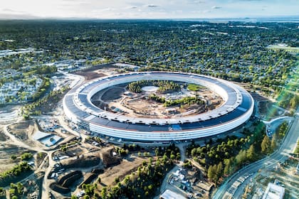 El cuartel central de Apple, convertido en un icono arquitectónico de Silicon Valley.