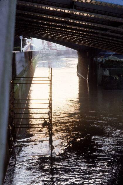 El cuerpo de Calvi fue encontrado colgando de un andamio bajo el puente Blackfriars de Londres