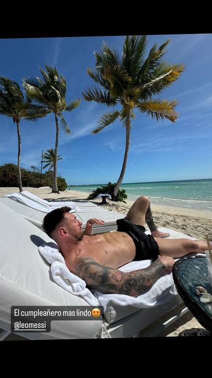 "El cumpleañero más lindo", sostuvo Anto en una de las fotos que compartió en honor a La Pulga