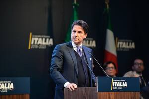 Escándalo por el currículum "inflado" del candidato a primer ministro de Italia