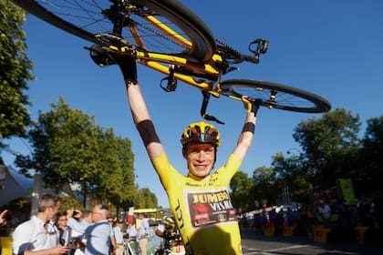 El danés de 25 años, Jonas Vingegaard, es el ganador del Tour de France 2022
