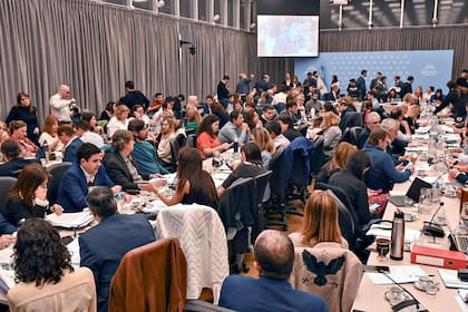 El debate en comisiones de la nueva versión de la Ley de Bases determinó un texto con 232 artículos, que serán debatidos en primer lugar en la Cámara de Diputados