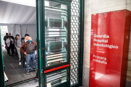 El decano de la Facultad de Odontología, Alejandro Pablo Rodríguez, informó que a partir de la pandemia se incrementó un 20% o 30% la cantidad de pacientes 