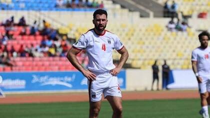 El defensor Roberto Lopes, nacido en Irlanda, fue contactado en 2019 para unirse al equipo