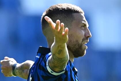 "Papu" Gómez, figura en Atalanta, una de las revelaciones del fútbol europeo; el equipo de Bérgamo tiene un grupo duro, con Liverpool y Ajax