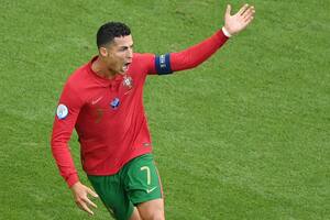 Cristiano Ronaldo igualó el récord de máximo goleador de selecciones de la historia