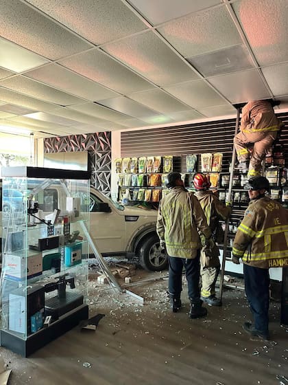 El Departamento de Bomberos de Denton asistieron al lugar del hecho