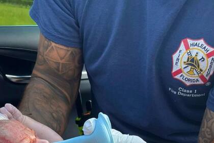 El Departamento de Bomberos de Hialeah ayudó a la madre para que diera a luz