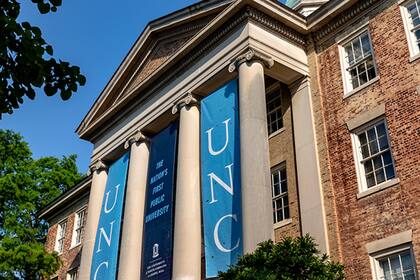 El Departamento de Educación de Estados Unidos lanzó el FAFSA 10 días antes de lo planeado