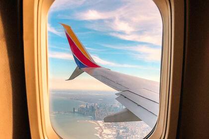 El Departamento de Transporte baraja la hipótesis de que la aerolínea haya sobrevendido sus vuelos de forma sistemática