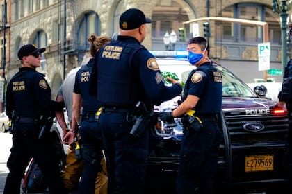 El Departamento de Transporte de EE.UU. advierte que conducir en estado de ebriedad, podría provocar un accidente de tránsito que cause lesiones graves o la muerte