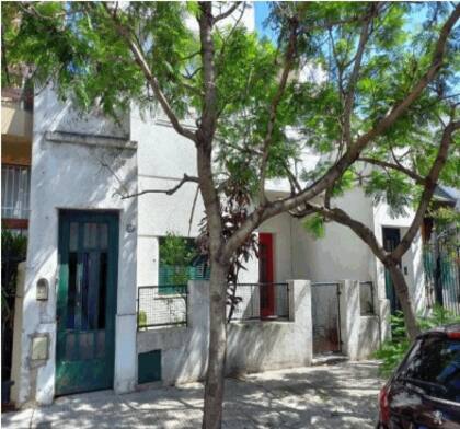 El departamento de tres ambientes a subastar en Villa Devoto