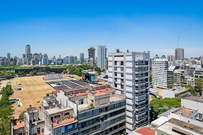 El departamento se encuentra en uno de los pocos edificios de Buenos Aires que tiene más compradores que departamentos publicados