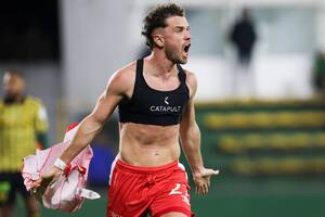 El desahogo de Tomás Molina, el autor del gol del triunfo de Argentinos sobre Aldosivi en los octavos de final de la Copa Argentina