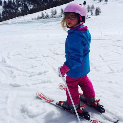 El desarrollo de Sophia declinó gradualmente y ya no es capaz de caminar sin ayuda.