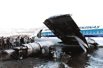 El desastre fue total. En el piso está tirada (y rota) la turbina izquierda.