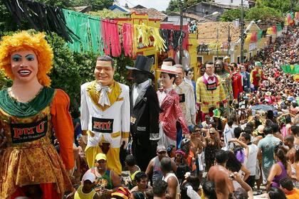 El desfile de los muñecos gigantes, un clásico