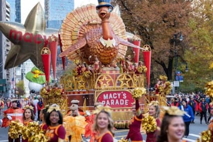 El desfile de Thanksgiving de Macy's se realizará el 27 de noviembre de 2025 (macysthanksgiving.fandom)