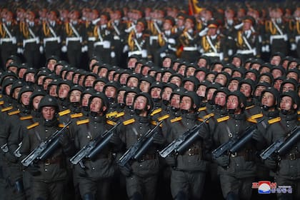 El desfile militar marcó el cierre del congreso partidario