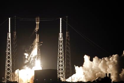 El despegue del Falcon 9, el cohete reutilizable de SpaceX