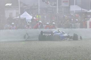 Una jornada marcada por la lluvia, una bandera roja y el malhumor (y la velocidad) de Verstappen en la F1
