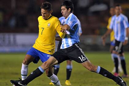 Battaglia marca a Neymar, en un Argentina-Brasil Sub 20