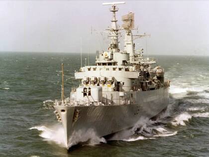 El destructor HMS Glamorgan