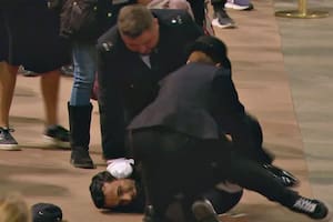 El detenido por tocar el féretro de Isabel II