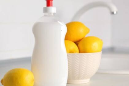 El detergente de cocina es un aliado en estos casos