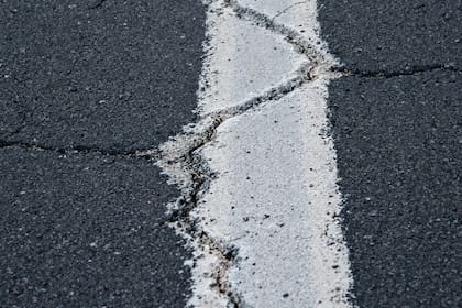 El deterioro del pavimento se explica por el ciclo de congelamiento y descongelamiento