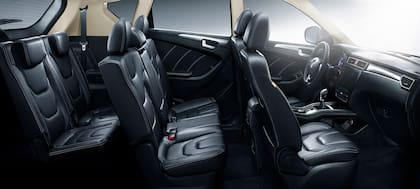 El DFSK Glory es de los pocos SUV con 7 plazas en nuestro mercado