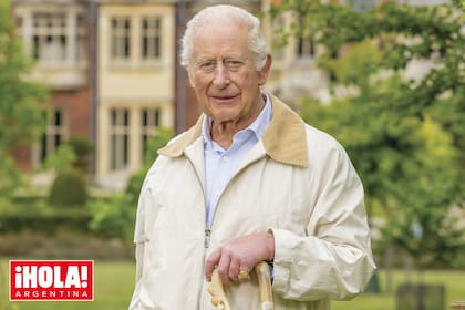 El rey Carlos III viajó a Gales para celebrar su “agridulce” cumpleaños número 77